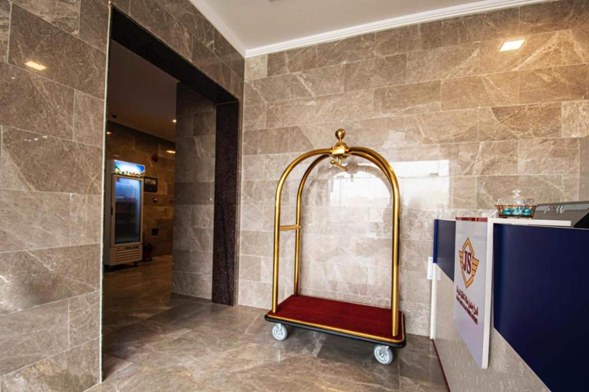 Super Oyo 145 Jandul 2 Furnished Appartement